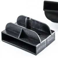 Латодержатель двойной проходной 53 мм, черный